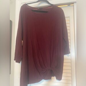 Gibson super soft burgundy long sleeve top, smoke free home